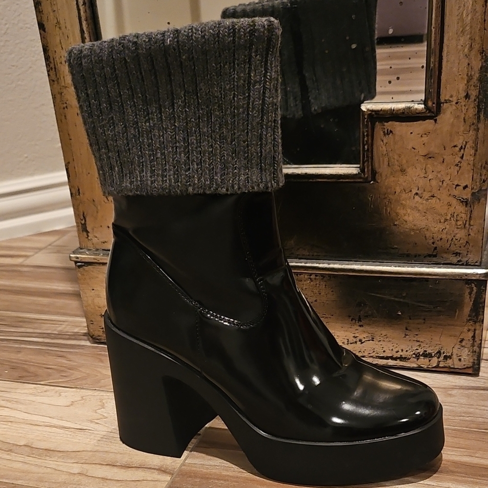 Sweater Cuffed Platform Rain Boots - Picture 6 of 8